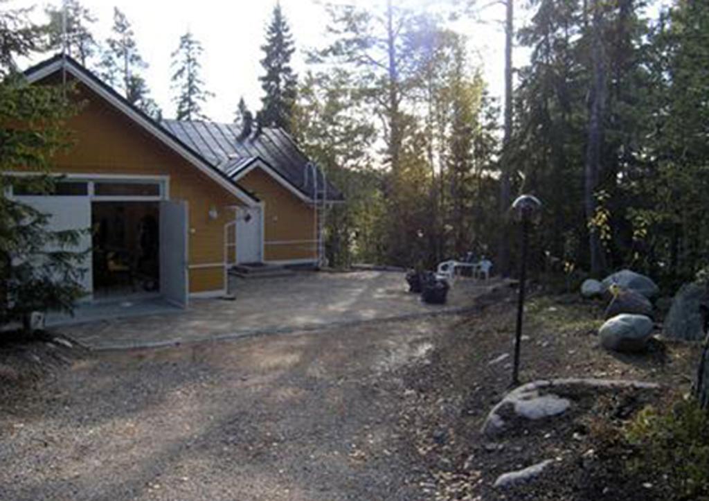 Villa Linnunlaulu Loparo Rum bild